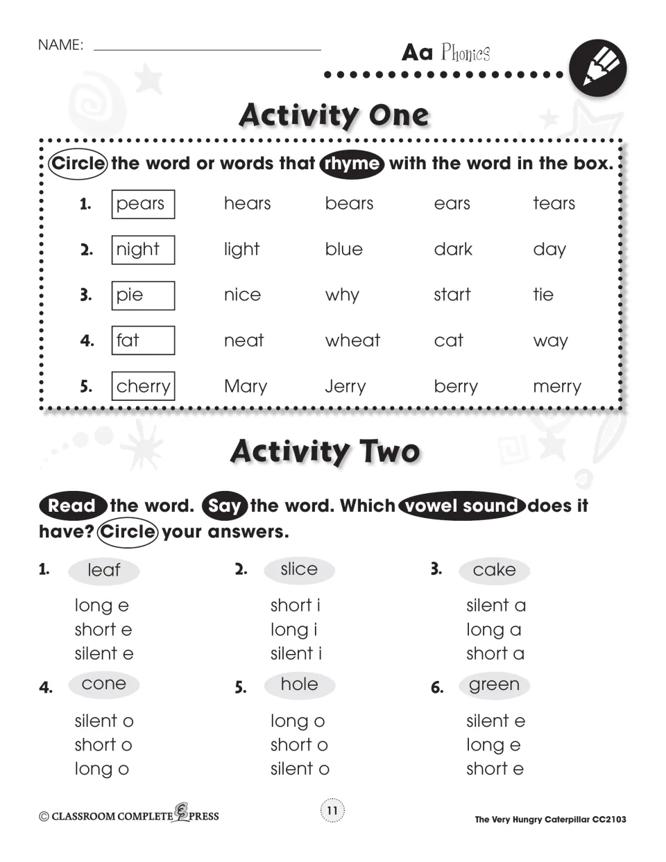 Phonics: students circle words rhyming with pears, night, pie, fat and cherry, then pick the vowel sound in six words
