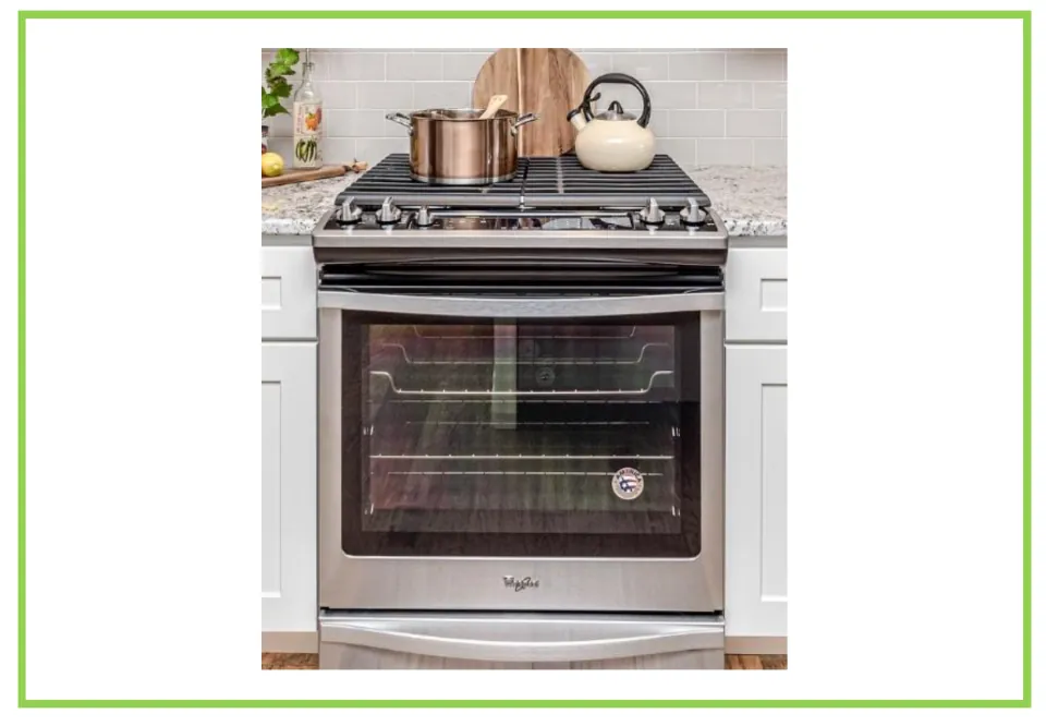 Appliance discussion and writing prompt card 2: a gas range with an oven, a pot, and a stovetop kettle