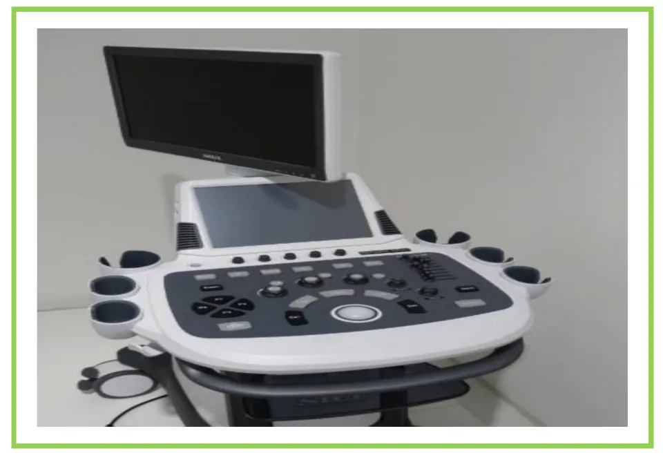 Medical center writing and discussion flashcard 5 shows an ultrasound machine with a screen and controls.