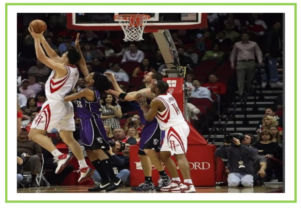 Basketball writing and discussion flashcard showing a player jumping toward the basket as defenders reach up